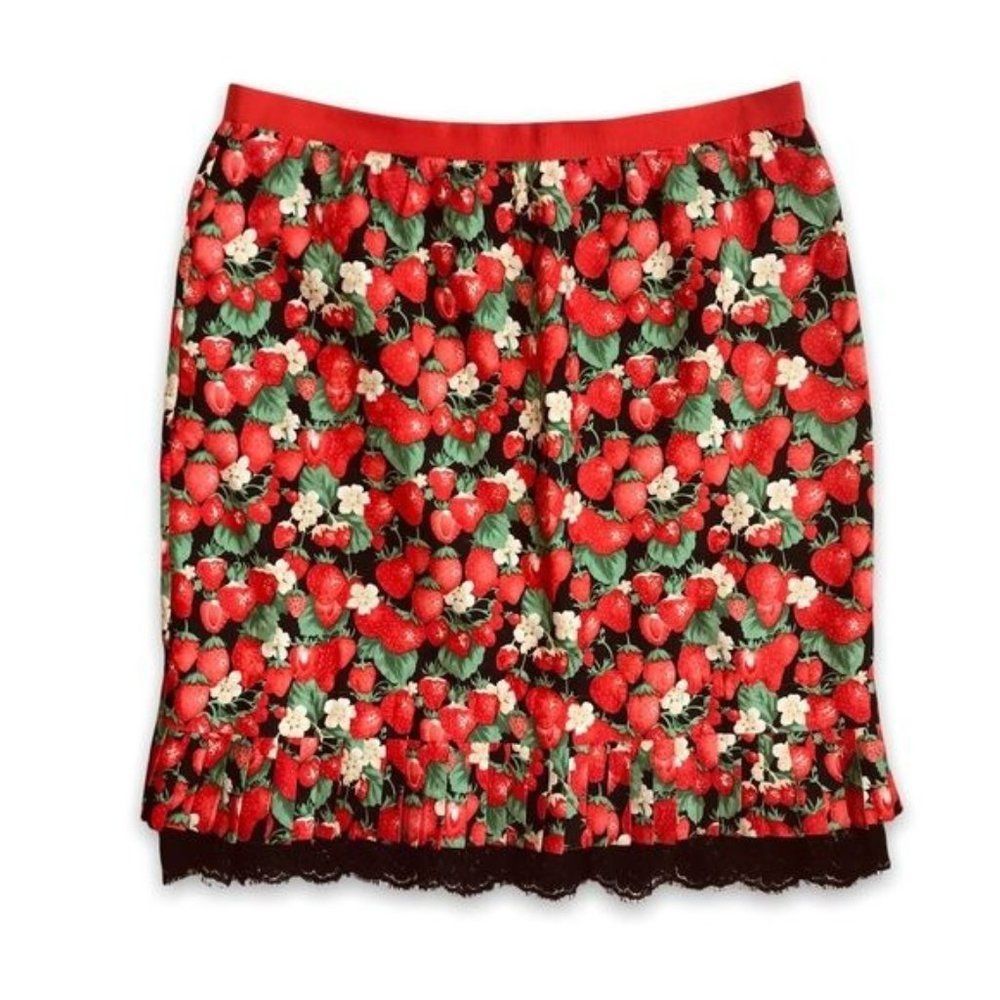 DOLCE & GABBANA 100% Silk Lace Trim Pleated Hem Tiered Strawberry Skirt …